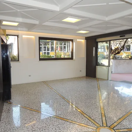Hotel Zeus-3